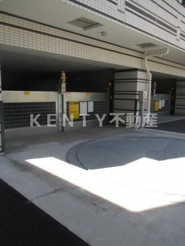 駐車場　駐車場に車を止められます