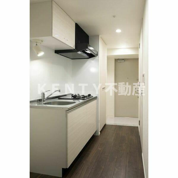 キッチン　コンパクトなキッチンで掃除もラクラク