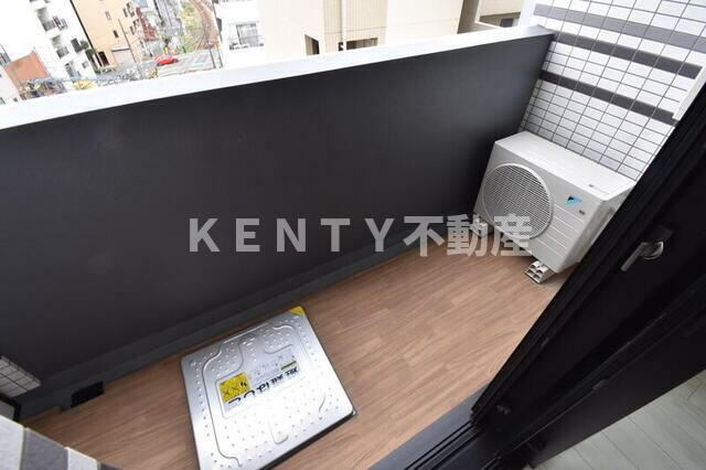 バルコニー　お洗濯にも便利なバルコニー付き