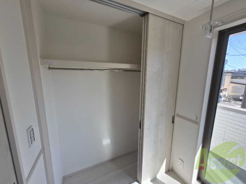 収納　収納は容量があり、棚も使いやすくなっています。