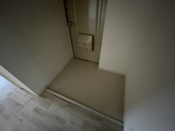 玄関　※別部屋の写真です