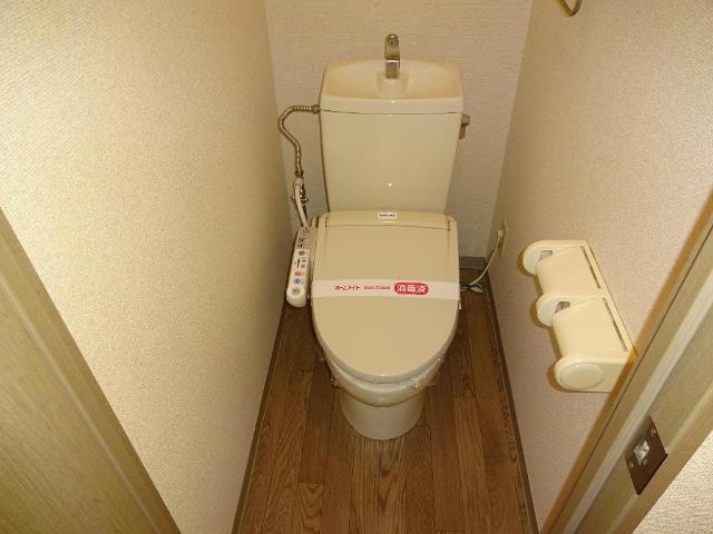 トイレ　シャワー付トイレ