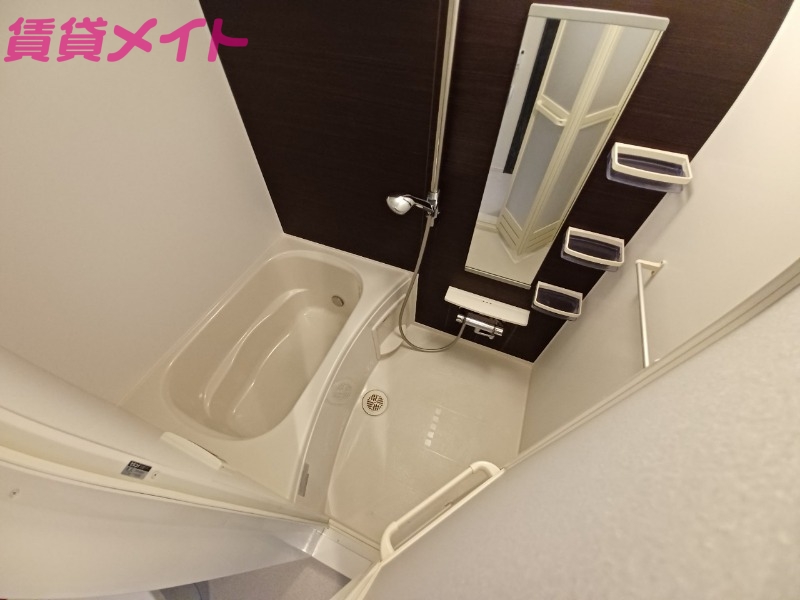 バス・シャワールーム　同型参考写真
