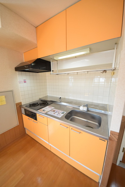 キッチン　～広いキッチンで料理が楽しい～別号室参考写真