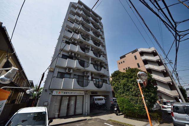 建物外観　～しっかりとしたマンションタイプの物件です～