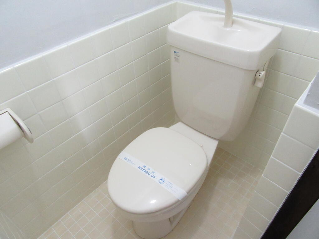 トイレ　同仕様のお部屋の写真です。