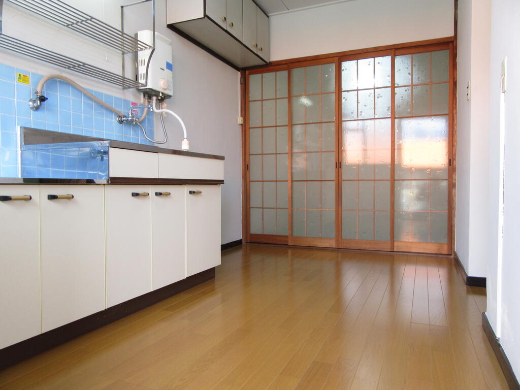 キッチン　同仕様のお部屋の写真です。