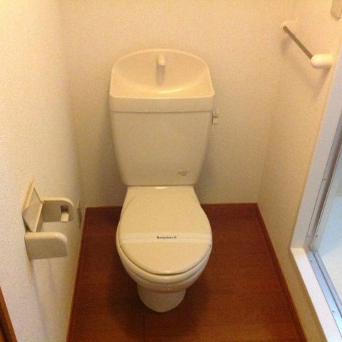 その他　温水洗浄付き