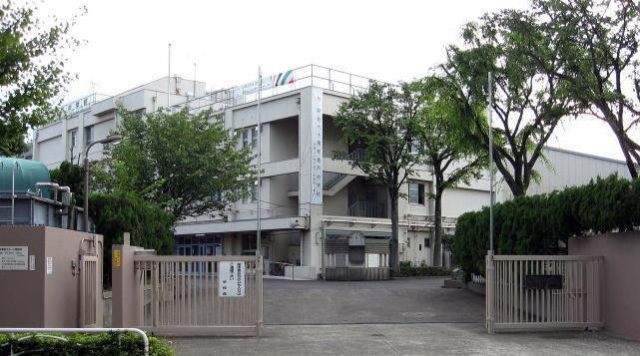 中学校　江東区立亀戸中学校（中学校）まで719m
