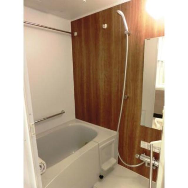 バス・シャワールーム　※写真は同タイプ住戸です。