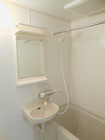 バス・シャワールーム　浴室換気乾燥機付