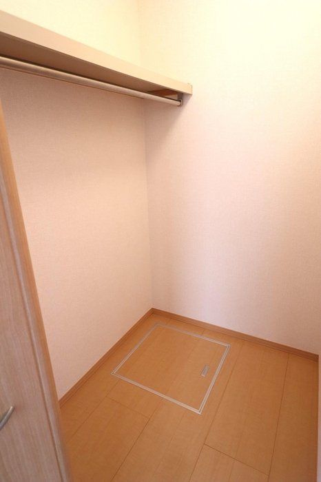 収納　★ウォークインクローゼット★