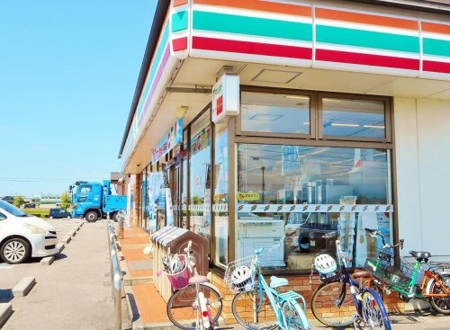 コンビニ　セブンイレブン 豊田市高岡町店（コンビニ）まで1083m