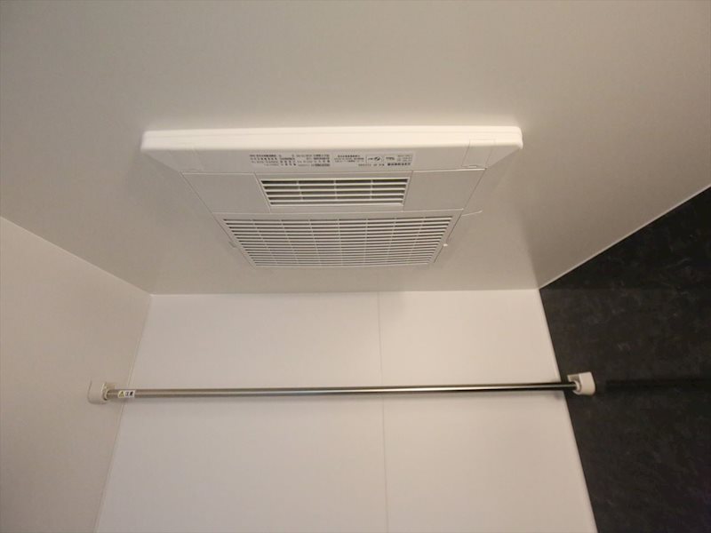 その他設備　浴室暖房乾燥機