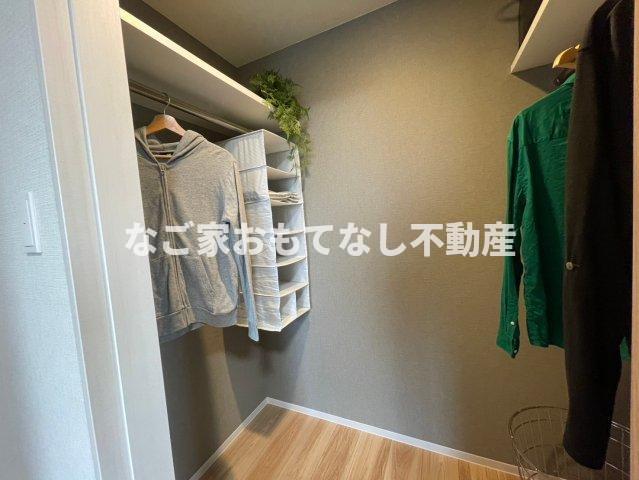 収納　同モデル部屋写真
