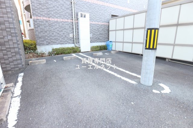 駐車場　敷地内駐車場あり◎
