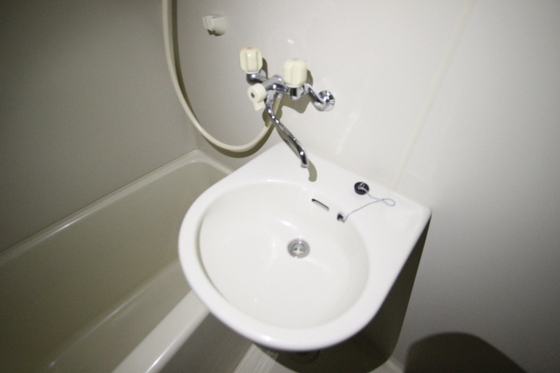 洗面設備　※他部屋の写真です。現況優先