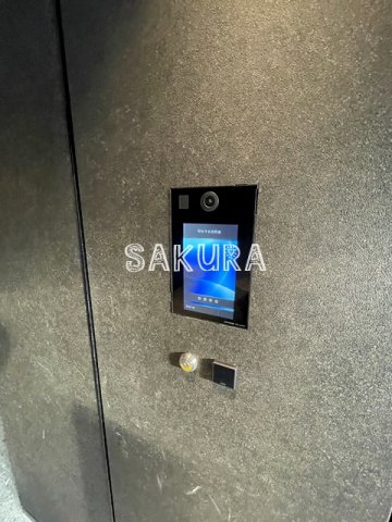 セキュリティ　不審者、勧誘員をシャットアウトできるオートロックです♪