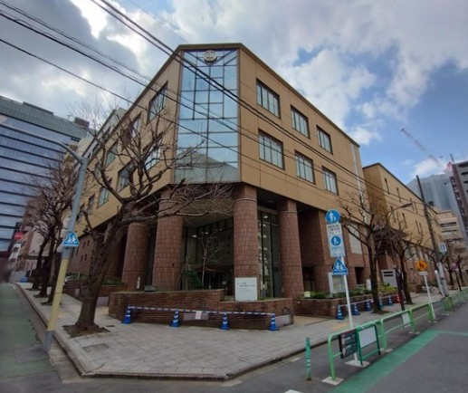 役所　千代田区役所麹町出張所（役所）まで493m