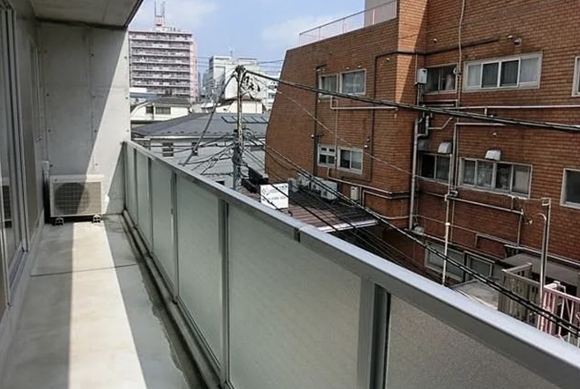 バルコニー　弊社は都内全域の物件をご紹介可能です！