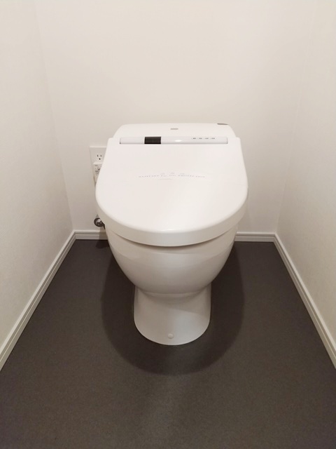 トイレ　仕様参考写真