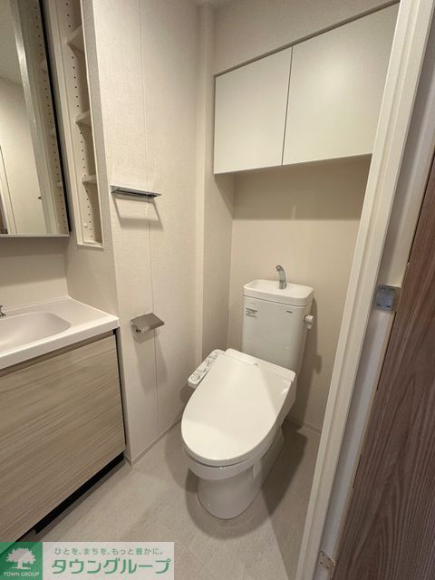 トイレ　※写真は同タイプ住戸です。