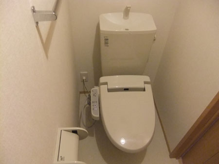 トイレ　落ち着いたトイレです