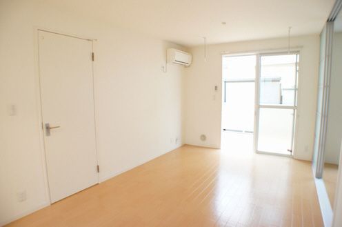 居室・リビング　別のお部屋の写真です