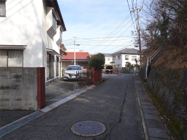 その他　フラットな前面道路です♪