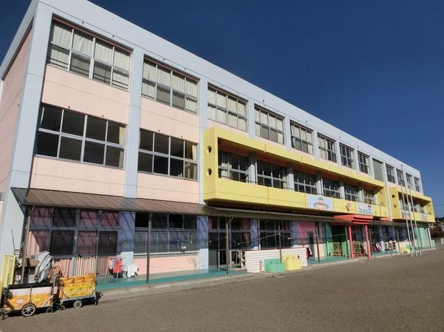 幼稚園・保育園　すくすく保育園（幼稚園・保育園）まで950m
