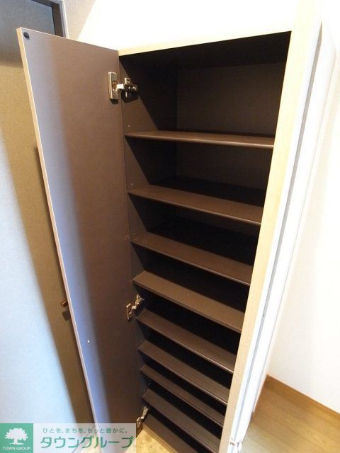 その他設備　靴入