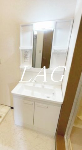 洗面設備　独立洗面台です。