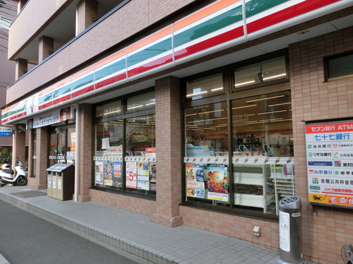 コンビニ　セブンイレブン荒町支店（コンビニ）まで68m