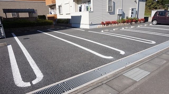 駐車場　駐車場♪