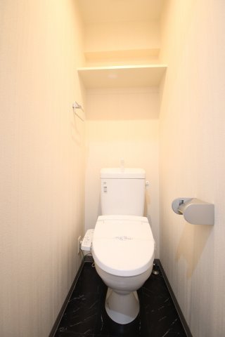 トイレ　落ち着いたトイレです