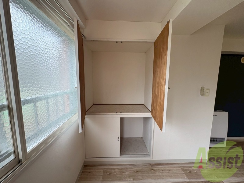 収納　寝室の収納です。部屋がすっきり片付きます。