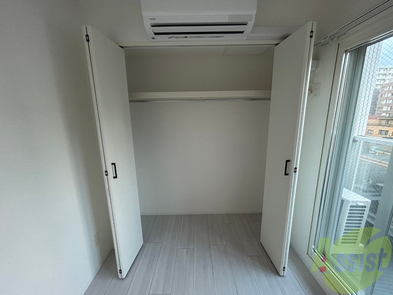 収納　寝室の収納になります。広々としてたくさん収納できます。