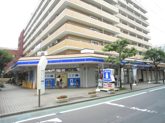 コンビニ　ローソン（コンビニ）まで62m