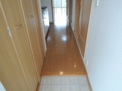 玄関　図面と現状に相違がある場合には現状を優先