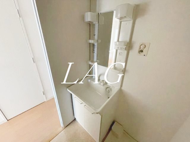 洗面設備　洗面台です。