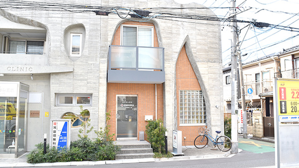 ドラックストア　茜調剤薬局市ヶ谷店（ドラッグストア）まで542m