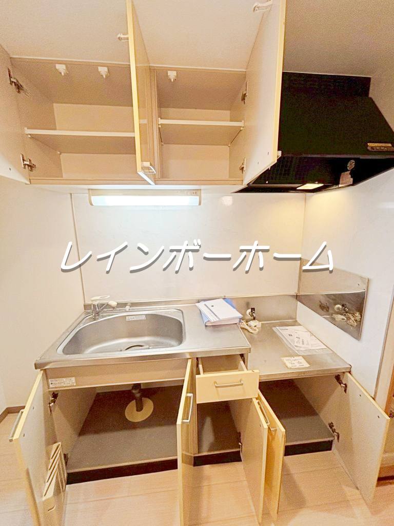 キッチン　別部屋。参考写真。