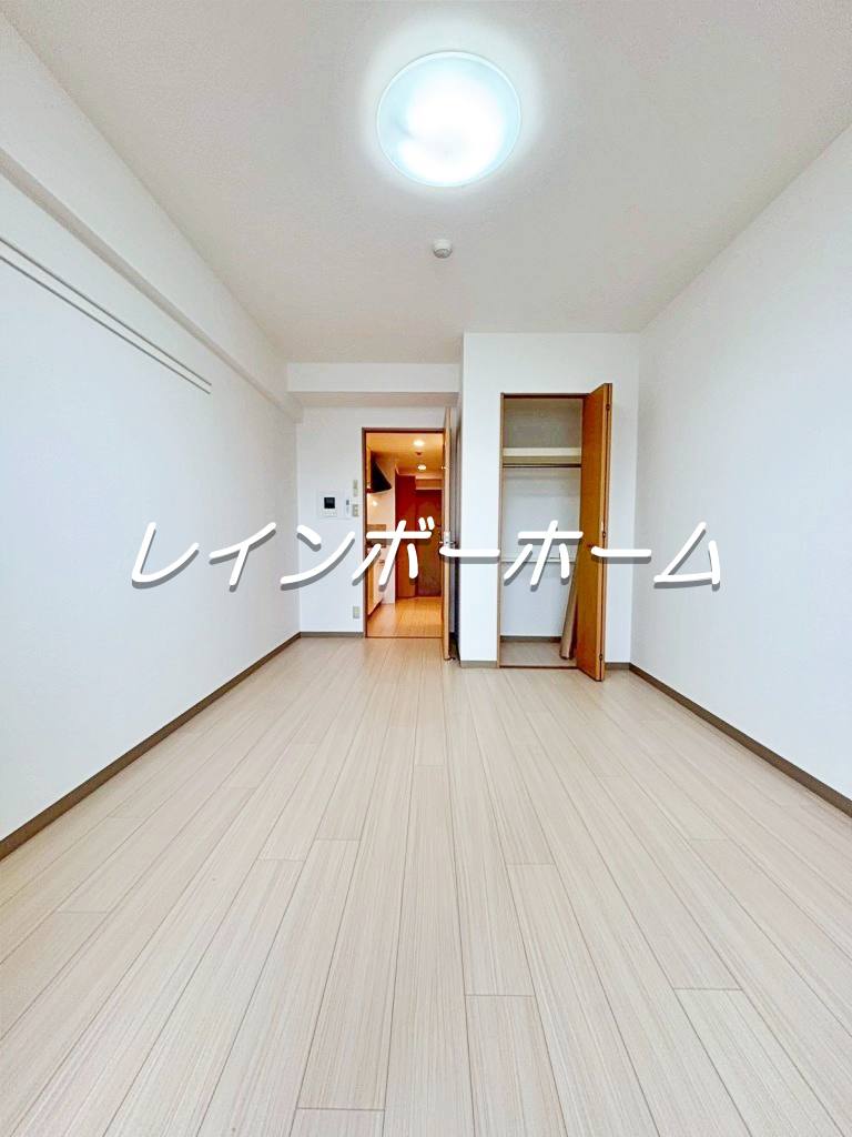 居室・リビング　別部屋。参考写真。