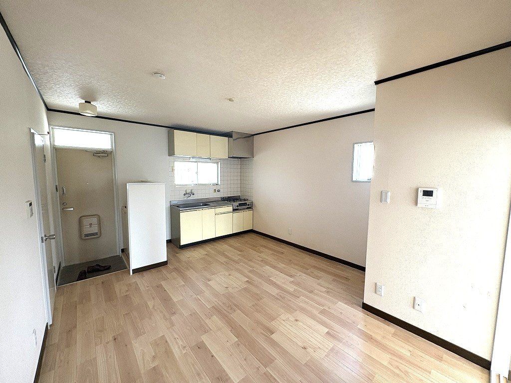 東京メトロ東西線 南行徳駅 徒歩19分 2階建 築37年の居間写真