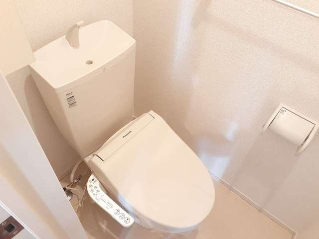 トイレ　シンプルで使いやすいトイレです