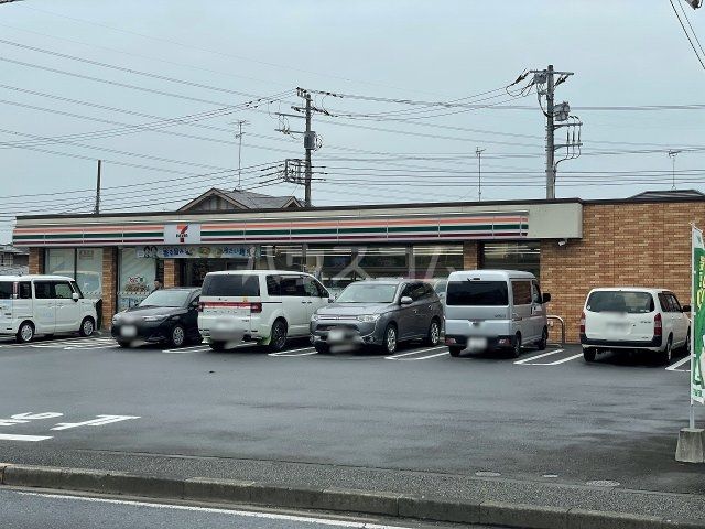 コンビニ　セブンイレブン　四街道物井店（コンビニ）まで519m