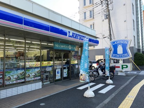 コンビニ　ローソン 板橋高島通り店（コンビニ）まで168m