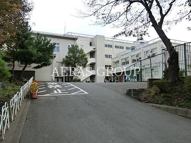 中学校　横浜市立南が丘中学校（中学校）まで514m