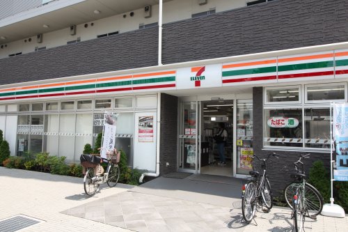 コンビニ　セブンイレブン 北区神谷環七通り店（コンビニ）まで381m