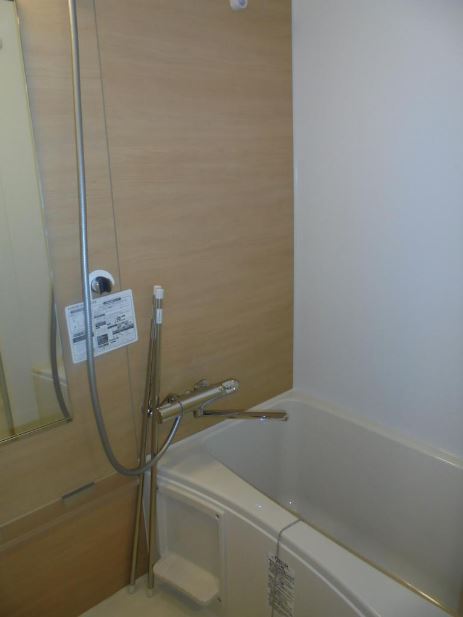 バス・シャワールーム　他のお部屋の参考写真となります。